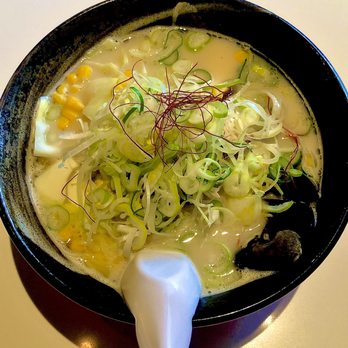 Baikohken Ramen - Vegan Creamy Miso Ramen with extra green onions, bamboo shoots, cabbage, corn, mushroom, sprouts, tofu - Ramen Near Me - San Diego, California
