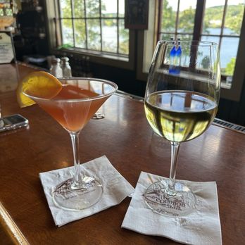 Lakehouse Grille - Blood Orange Martini and Harken Chardonnay - American Near Me - Meredith, New Hampshire
