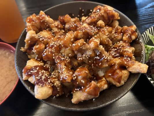 Sushi Kura by null