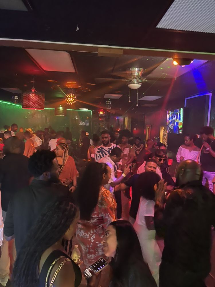 ZOLA HOOKAH LOUNGE Updated August 2024 30 Photos 2521 Rutland Dr