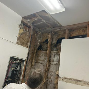 Bug State Pest Control - formosan terimtes in ceiling - Pest Control Near Me - Houston, Texas Bug State Pest Control - formosan terimtes in ceiling - Pest Control Near Me - Houston, Texas
