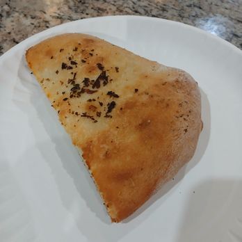 Fresca Pizza & Pasta - Garlic bread, complimentary with pasta - Pizza Near Me - Toronto, Ontario Fresca Pizza & Pasta - Garlic bread, complimentary with pasta - Pizza Near Me - Toronto, Ontario
