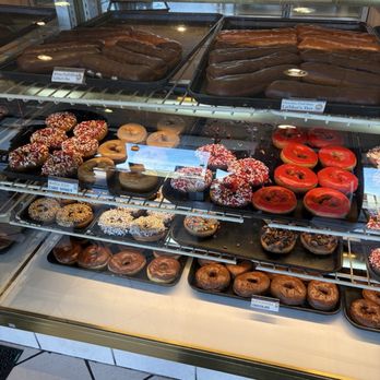 LaMar's Donuts and Coffee - Donuts Near Me - Lee's Summit, Missouri LaMar's Donuts and Coffee - Donuts Near Me - Lee's Summit, Missouri