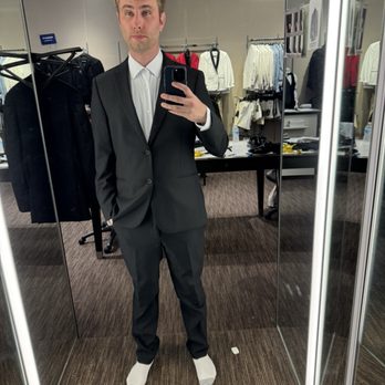 Men's Wearhouse - Men's Clothing Near Me - MELBOURNE, Florida