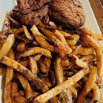 Ketch 22 - Kids tenders and fries - Seafood Near Me - North Beach, Maryland