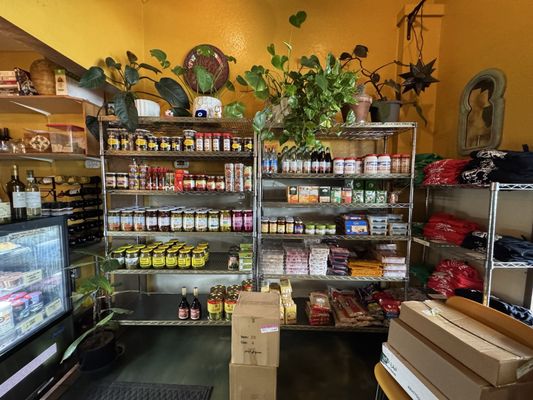 Gypsy Queen Market, Deli & Food Truck by null