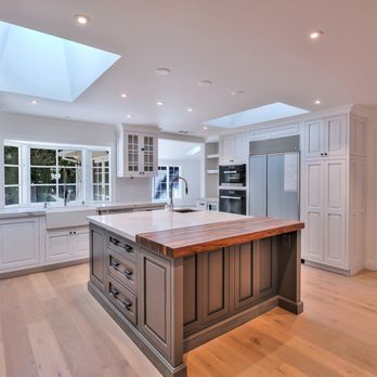 EG Builders - a large kitchen with a center island - General Contractors Near Me EG Builders - a large kitchen with a center island - General Contractors Near Me
