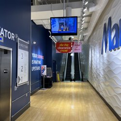 Marshalls - Entrance to Marshalls from ground level