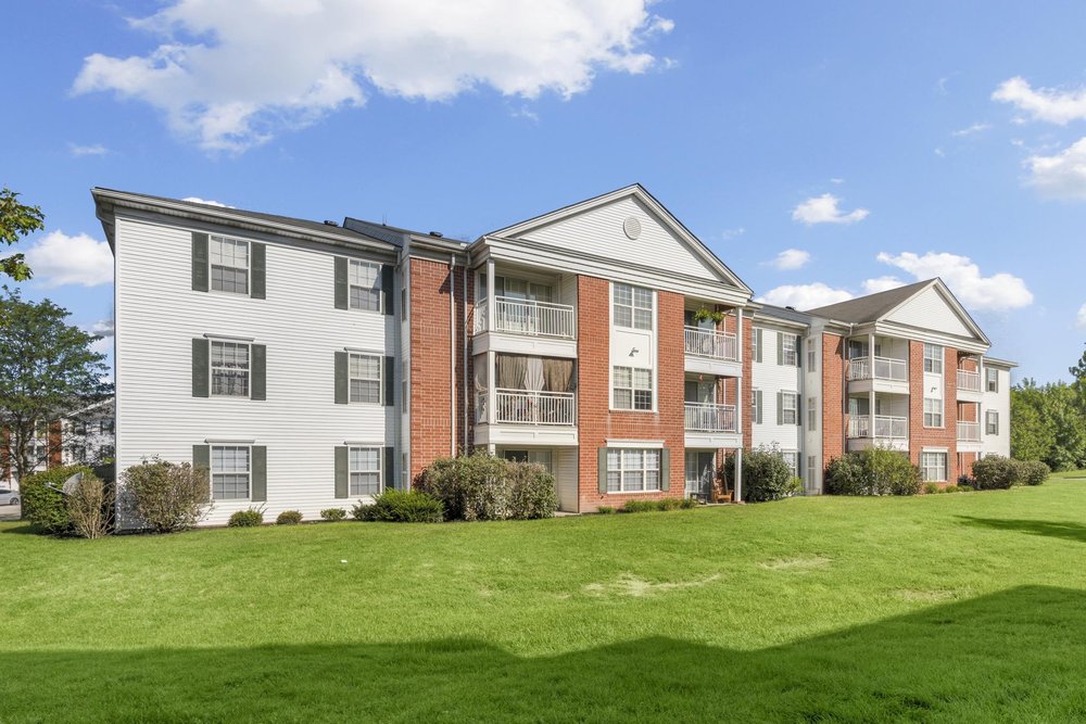 SPRUCE RUN APARTMENTS Updated October 2024 19 Photos 13290 Spruce