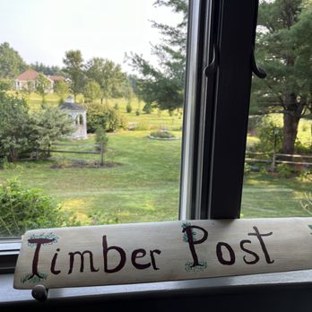 Timber Post Bed & Breakfast - Bed & Breakfast Near Me - Hollis, New Hampshire