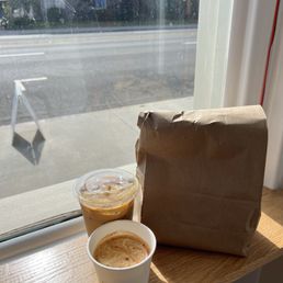 Cortado and iced latte! Cortado and iced latte!