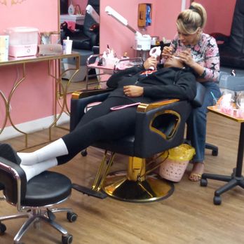 Barbies Beauty - Worker - Eyebrow Services Near Me - Panorama City, California Barbies Beauty - Worker - Eyebrow Services Near Me - Panorama City, California
