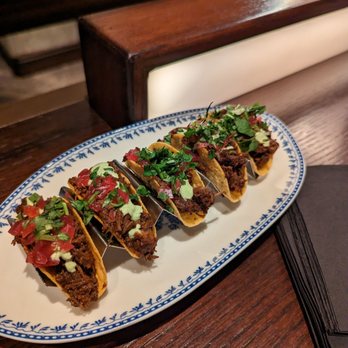 Flight Club Houston - Mini tacos - Cocktail Bars Near Me - Houston, Texas