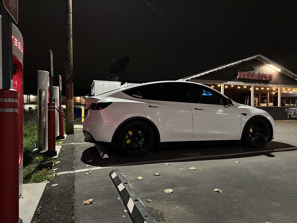 TESLA SUPERCHARGER CRESWELL Updated October 2024 365 E Oregon Ave