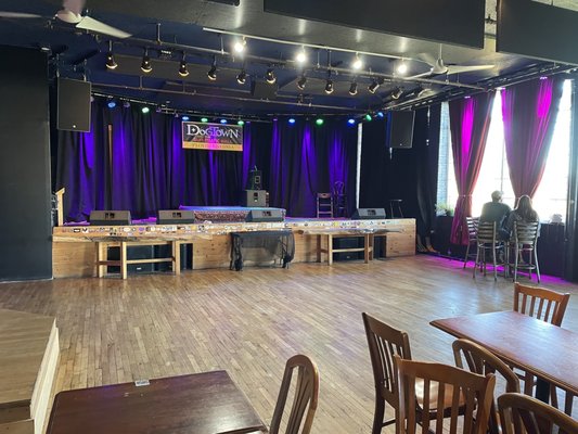 Dogtown Pizza by null