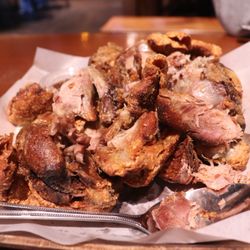 Isla Grand - Crispy Pata