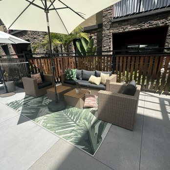 Lincoln East - Apartments Near Me - Cypress, California