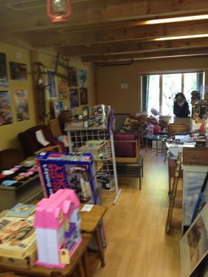 Photo of Khristina's Closet - Tewksbury, MA, US.