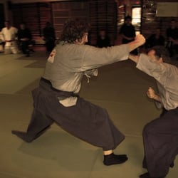 Jinenkan Dojo - Adult students training Taijutsu at the Jinenkan Dojo.