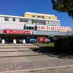 EUROSPAR Lignano - Parcheggio e ingresso anteriore