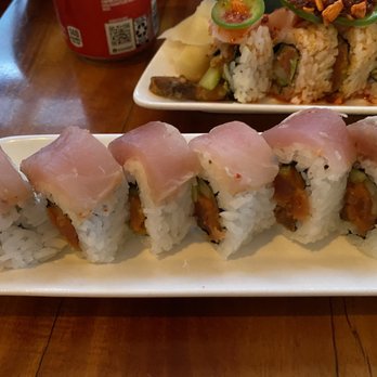 Bear Flag Fish - La Bamba roll - Seafood Near Me - Newport Beach, California