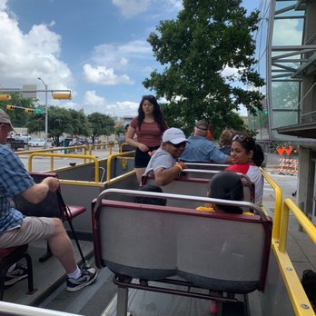 Double Decker Austin - People boarding - Tours Near Me - Austin, Texas