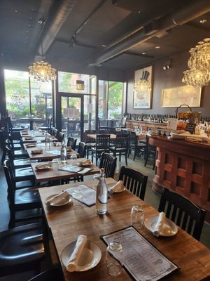 Lush Wine & Spirits - Roscoe Village by null