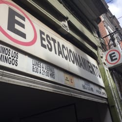 Estacionamiento Público