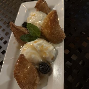 Que Sazon Restaurant and Ceviche Bar - Dessert ice cream - Tapas/Small Plates Near Me - Phoenix, Arizona Que Sazon Restaurant and Ceviche Bar - Dessert ice cream - Tapas/Small Plates Near Me - Phoenix, Arizona