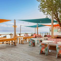 Mercado Morada - Outdoor waterfront seating
