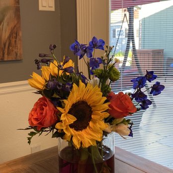 Baylee's Blooms - Floral Designers Near Me Baylee's Blooms - Floral Designers Near Me