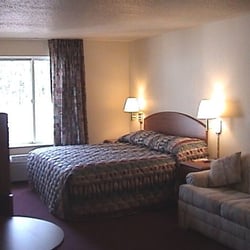 Budget Host Inn - King Room