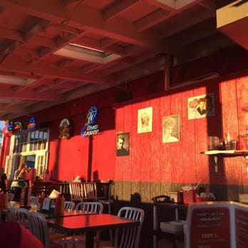 Cool Cat Cafe - American Near Me - Pismo Beach, California