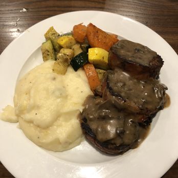 Lucille's American Cafe - Meatloaf with mashed potatoes and fresh veggies - American Near Me - Winter Haven, Florida