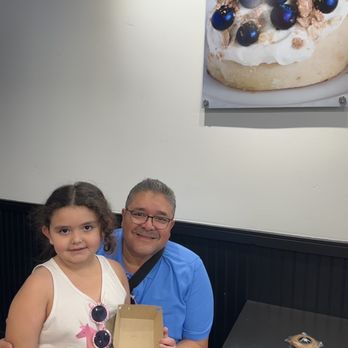 Cinnaholic - Proud grandpa of his first grandchild on her 7th birthday - Bakeries Near Me - Visalia, California Cinnaholic - Proud grandpa of his first grandchild on her 7th birthday - Bakeries Near Me - Visalia, California