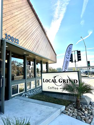 Local Grind Coffee + Cafe by null