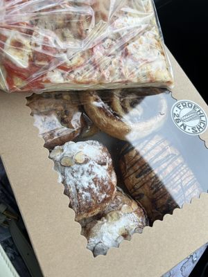 Froehlich's Bakery by null