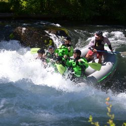 Columbia River Outdoors - Surviving a huge rapid with some massive waves.