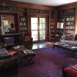Center for Spiritual Renewal - Library in the Center of Spiritual Renewal