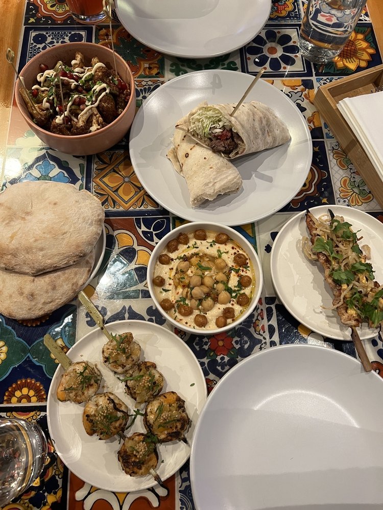 CAFÉ MISH MOSH Updated September 2024 42 Photos & 12 Reviews 50 Bowery, New York, New York