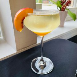 1730 Wine Bar and Eats - Peach Spritzer
