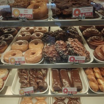 Bob's Coffee & Doughnuts - Bakeries Near Me - Los Angeles, California