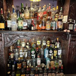 Two Morrow's Pub