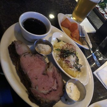 Charleston's - Prime rib, spaghetti squash and deep Ellum blonde - American Near Me - Fort Worth, Texas