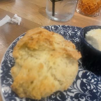 Tupelo Honey - Biscuit - New American Near Me - Lenexa, Kansas Tupelo Honey - Biscuit - New American Near Me - Lenexa, Kansas