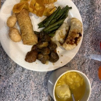 Chan's Buffet - Chinese Near Me - Fort Gratiot, Michigan