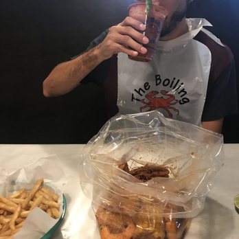 The Boiling Crab - Cajun/Creole Near Me - Burbank, California The Boiling Crab - Cajun/Creole Near Me - Burbank, California