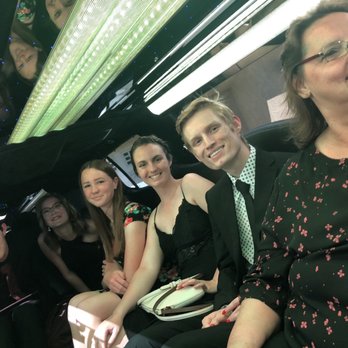 RC  Limousine - Family cruising! - Limos Near Me