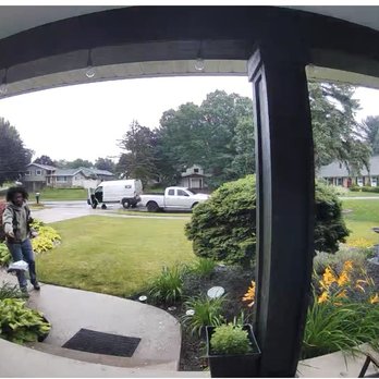 SpeedX - SpeedX delivery driver THROWING my package! - Couriers & Delivery Services Near Me - Queens, New York SpeedX - SpeedX delivery driver THROWING my package! - Couriers & Delivery Services Near Me - Queens, New York