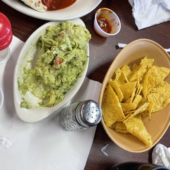 Gutierrez Restaurant - Homemade guacamole and chips - Mexican Near Me - Wichita Falls, Texas Gutierrez Restaurant - Homemade guacamole and chips - Mexican Near Me - Wichita Falls, Texas